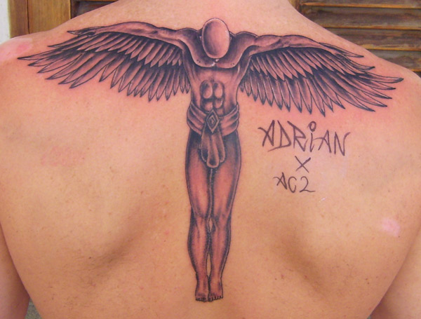 Tatuaggio uomo alato