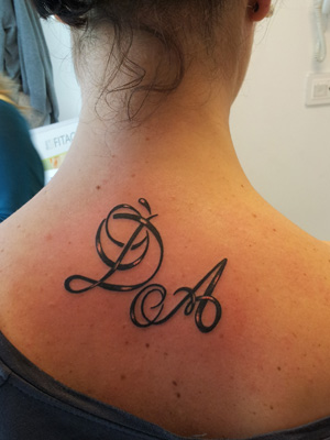 lettere D A collo tatuaggio tattoo