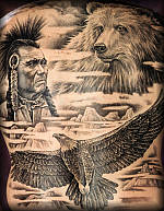 schiena con tatuaggi di un indiano, un orso e un'aquila